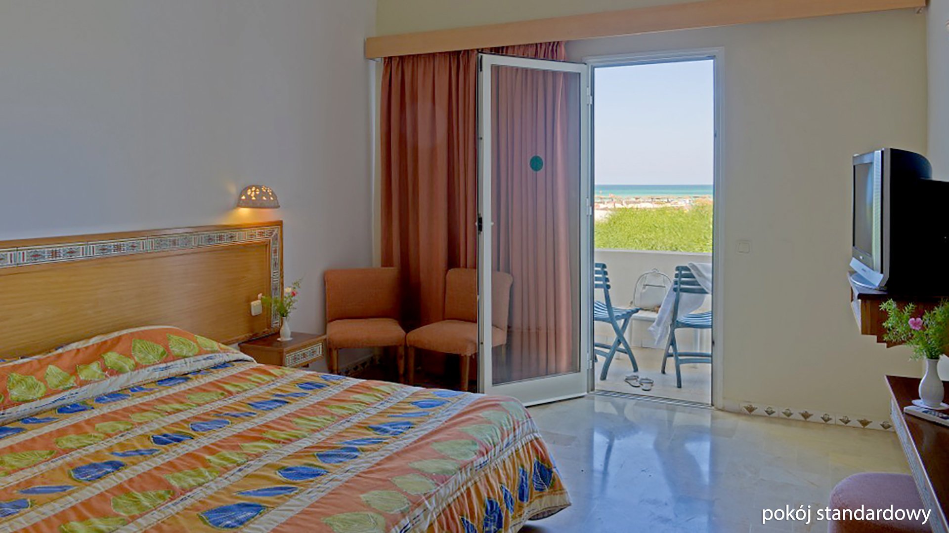 How to behave on vacation Hotel security rules How to behave on vacation Hotel security rules